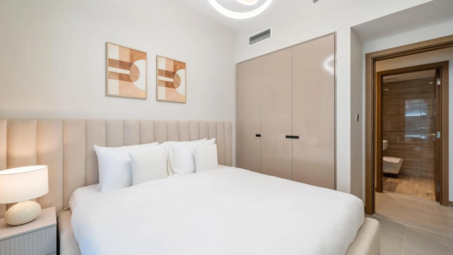 Modern 2Br Missoni Design Canal-Side Elegance Dubai
