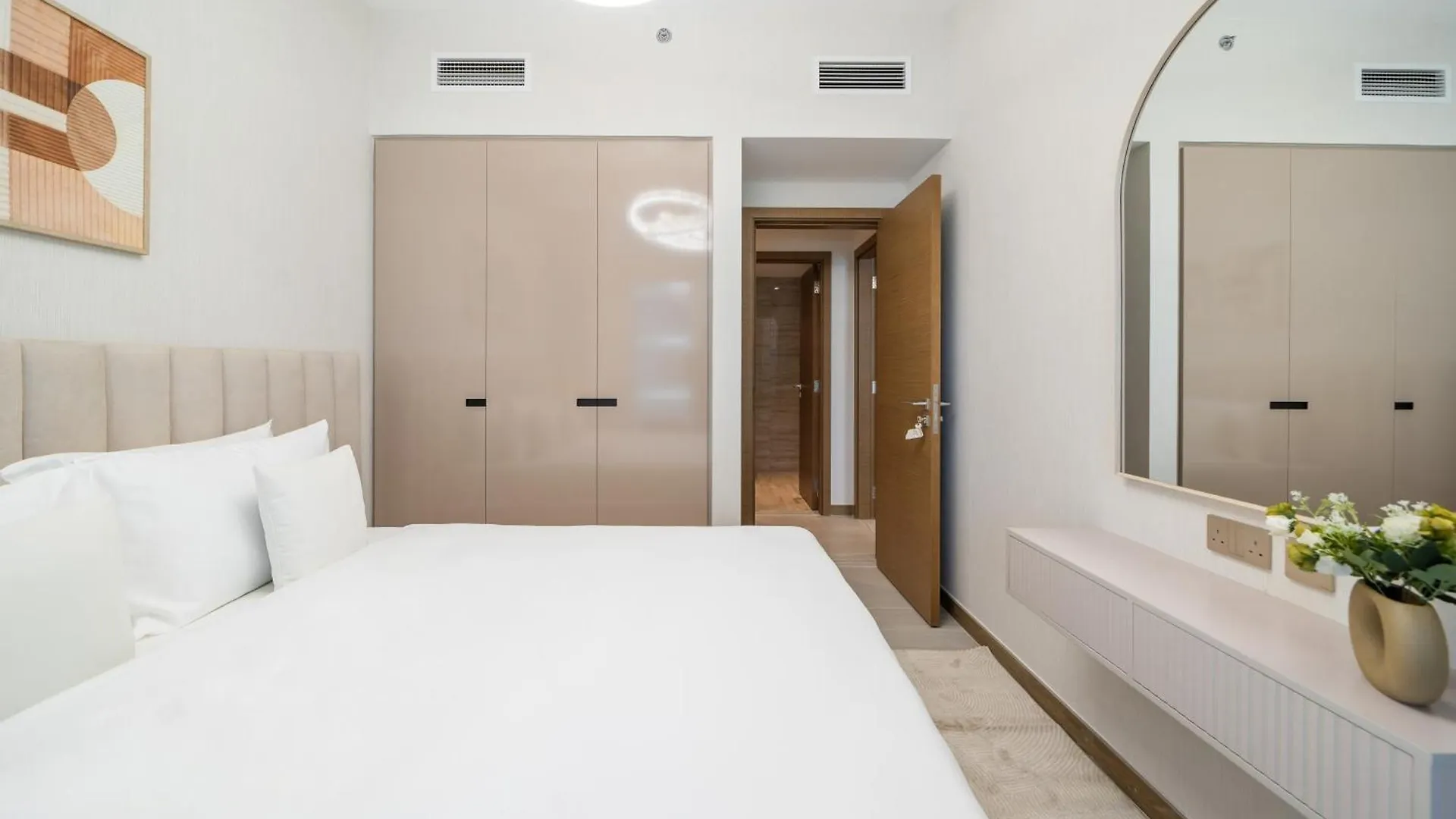Appartamento Modern 2Br Missoni Design Canal-Side Elegance Dubai Emirati Arabi Uniti