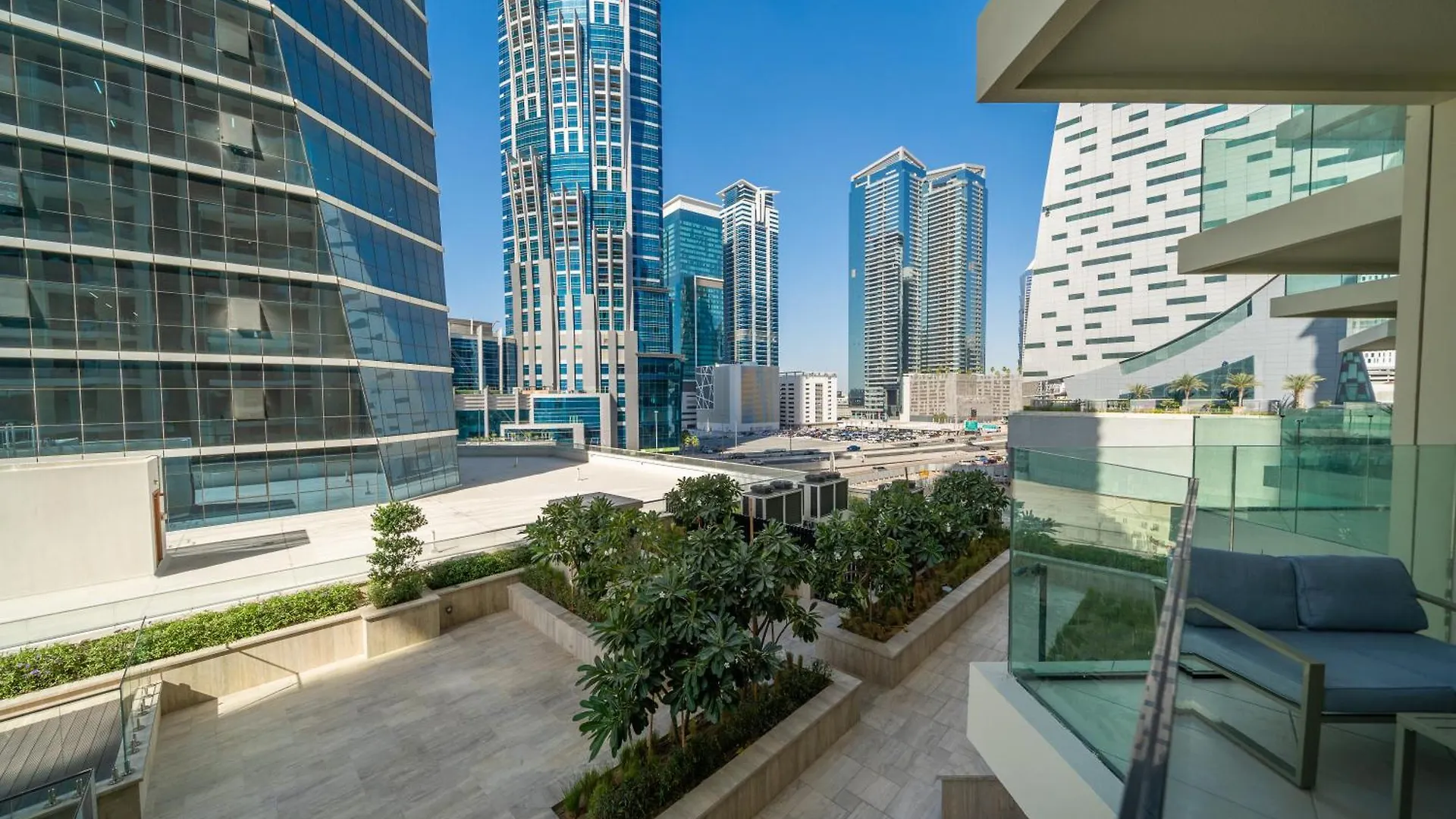 Modern 2Br Missoni Design Canal-Side Elegance Dubai Apartment